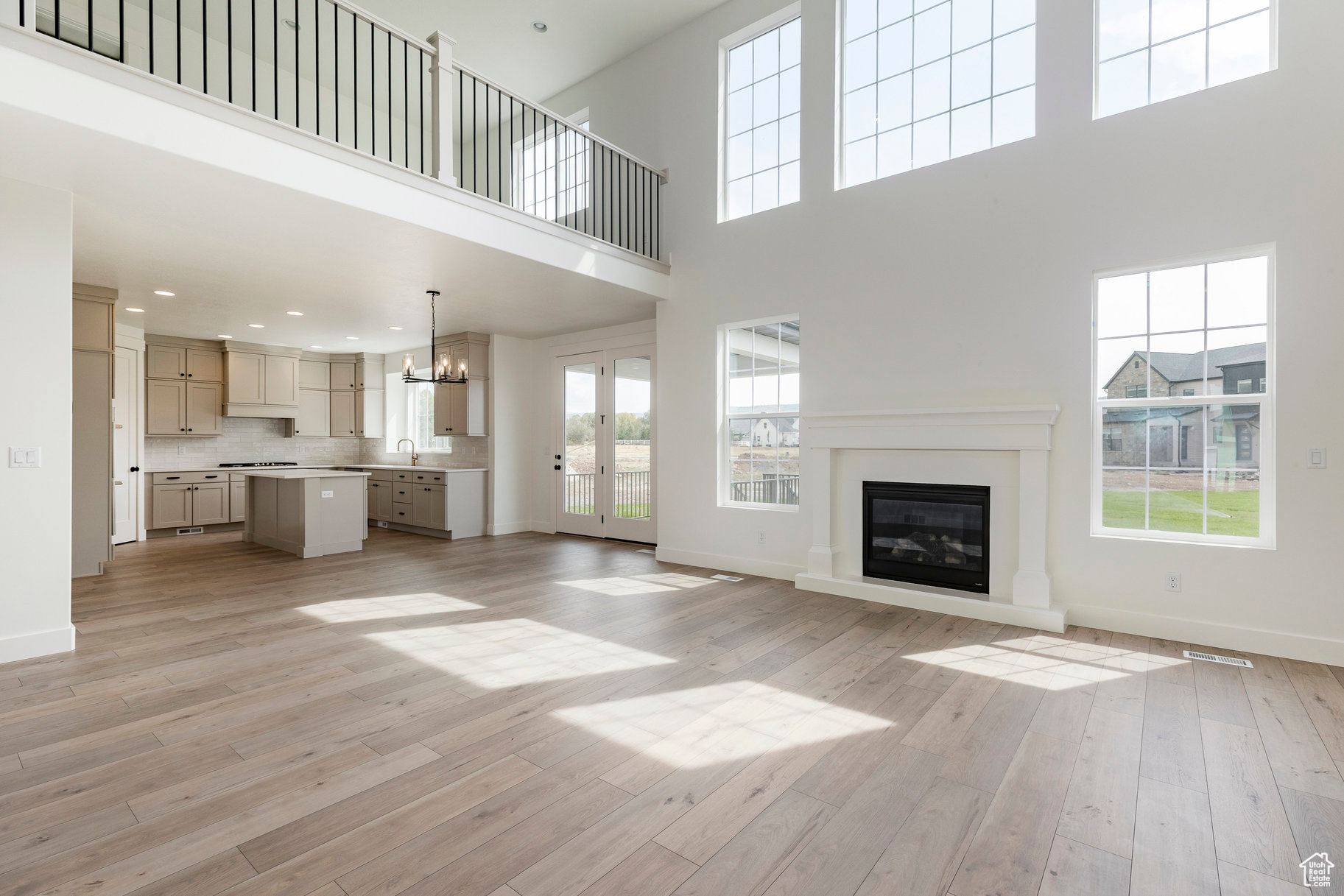 STEWART RANCHES - Residential