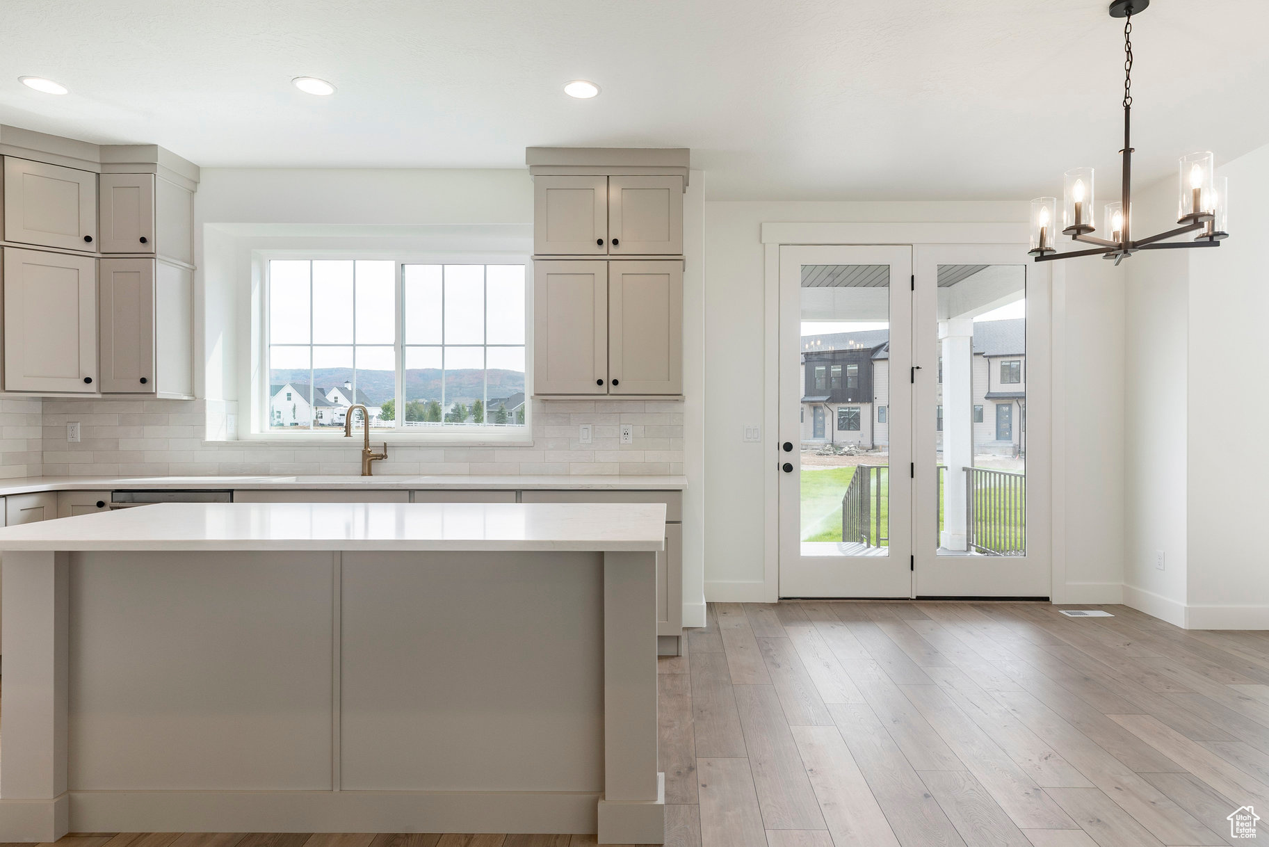 STEWART RANCHES - Residential