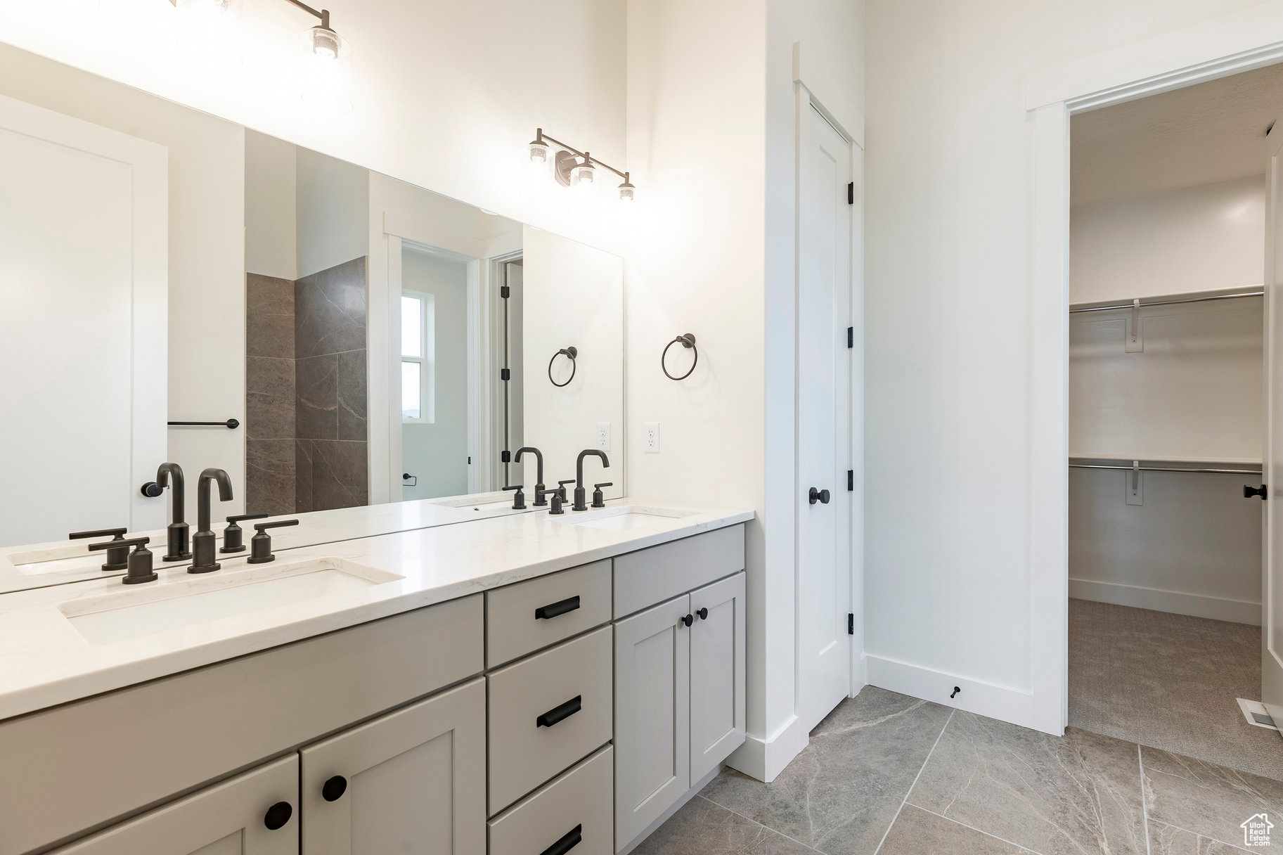 STEWART RANCHES - Residential