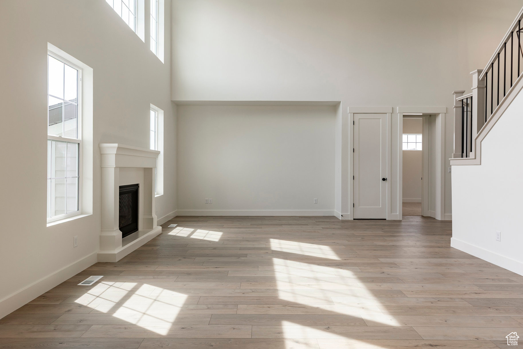 STEWART RANCHES - Residential