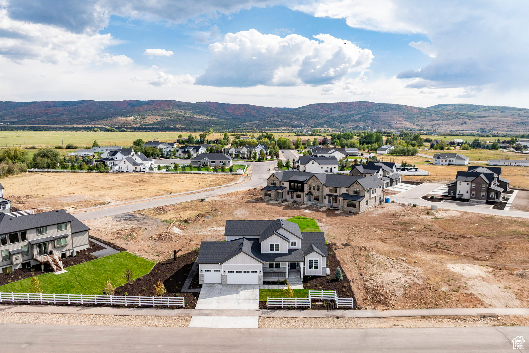 STEWART RANCHES - Residential