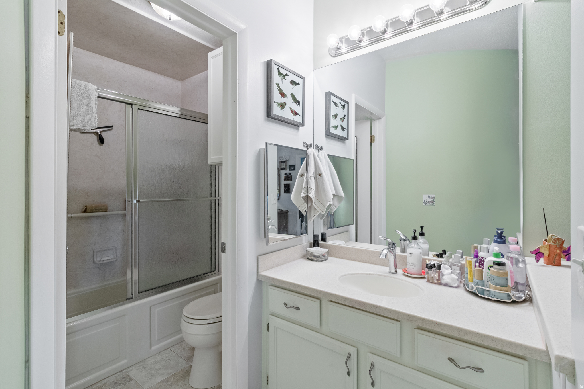 CROSSPOINTE CONDOS - Residential