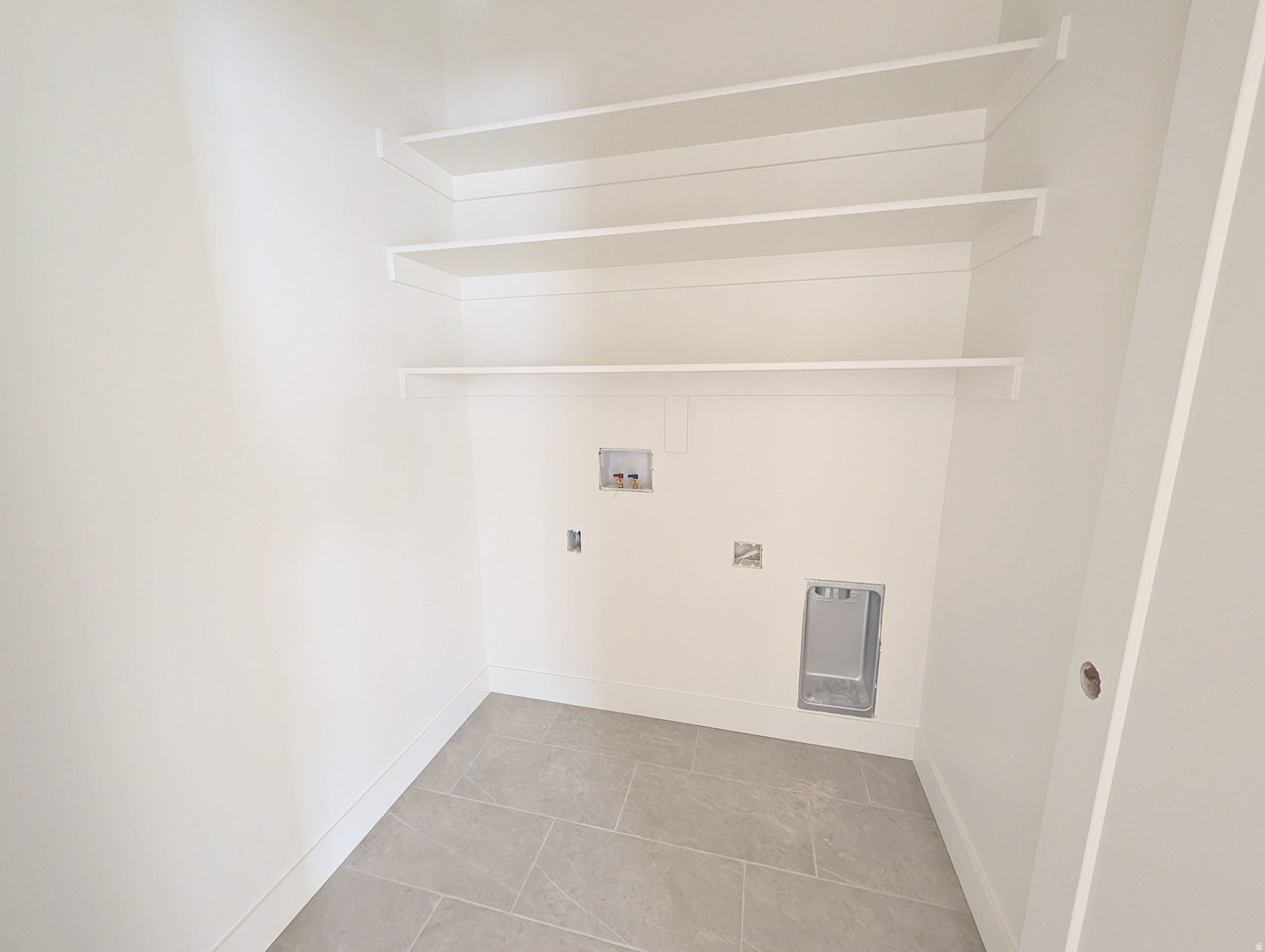 DAYBREAK - Residential Income