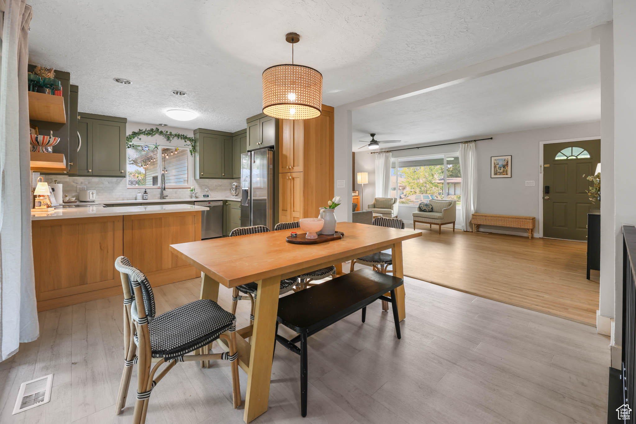 DAYSEN HEIGHTS - Residential