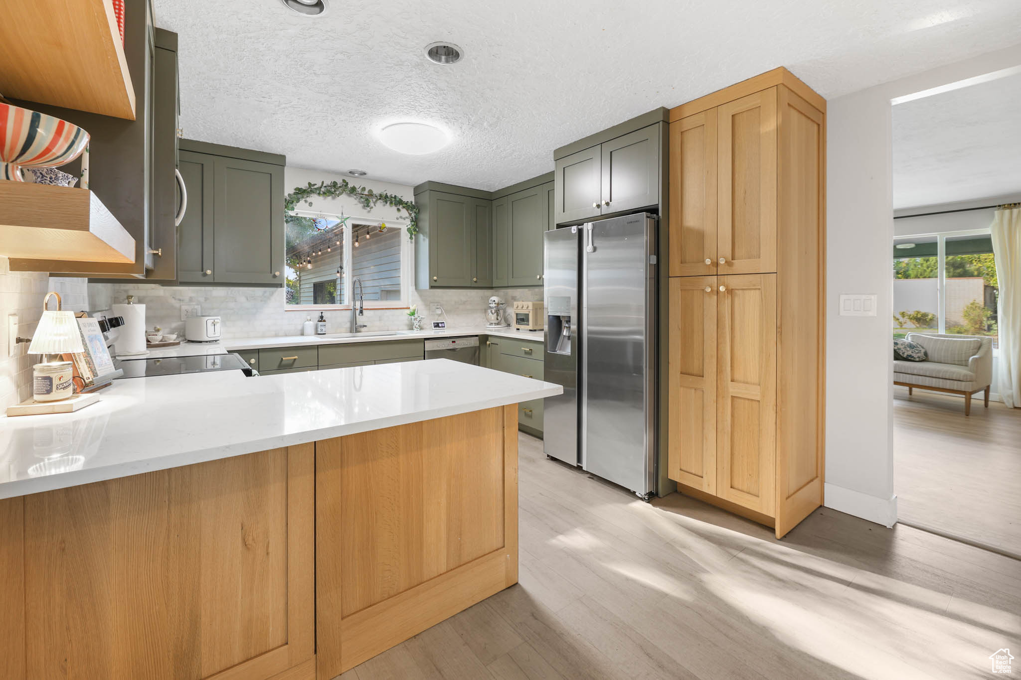 DAYSEN HEIGHTS - Residential