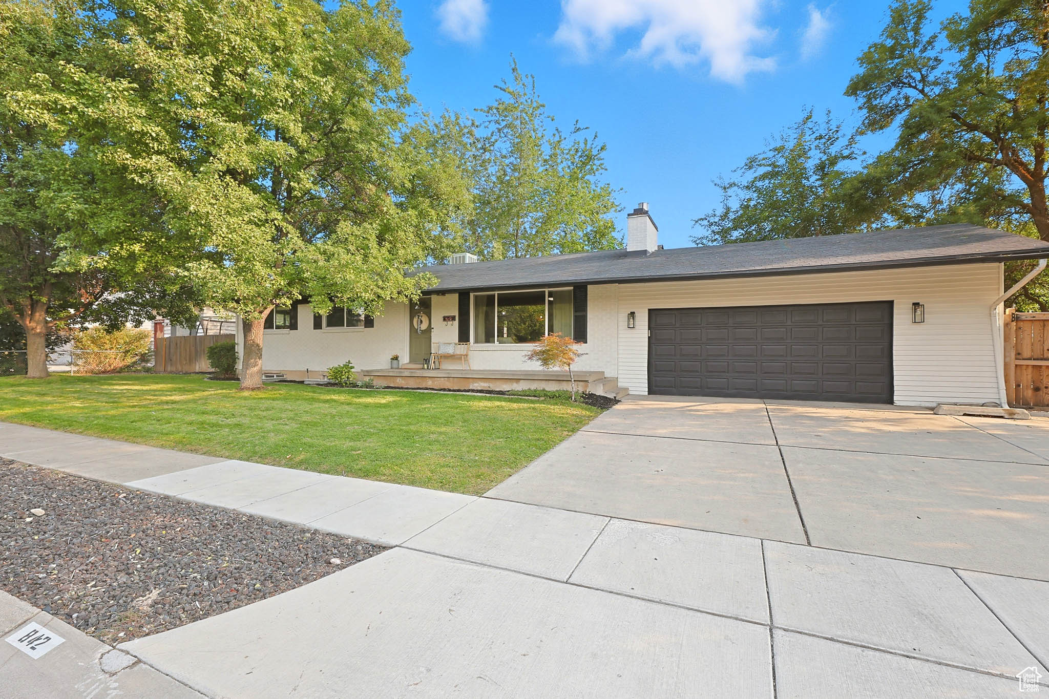 DAYSEN HEIGHTS - Residential