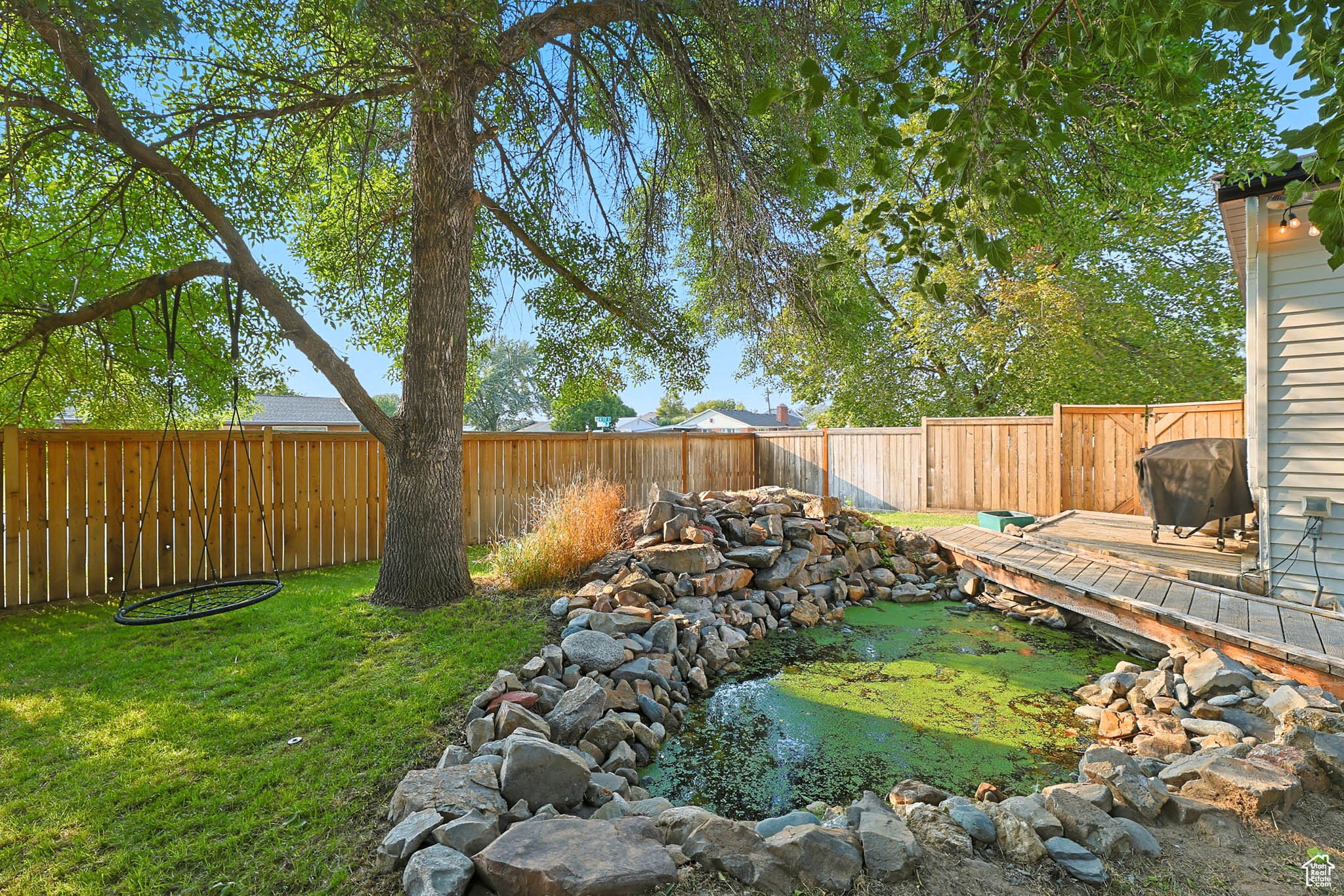 DAYSEN HEIGHTS - Residential