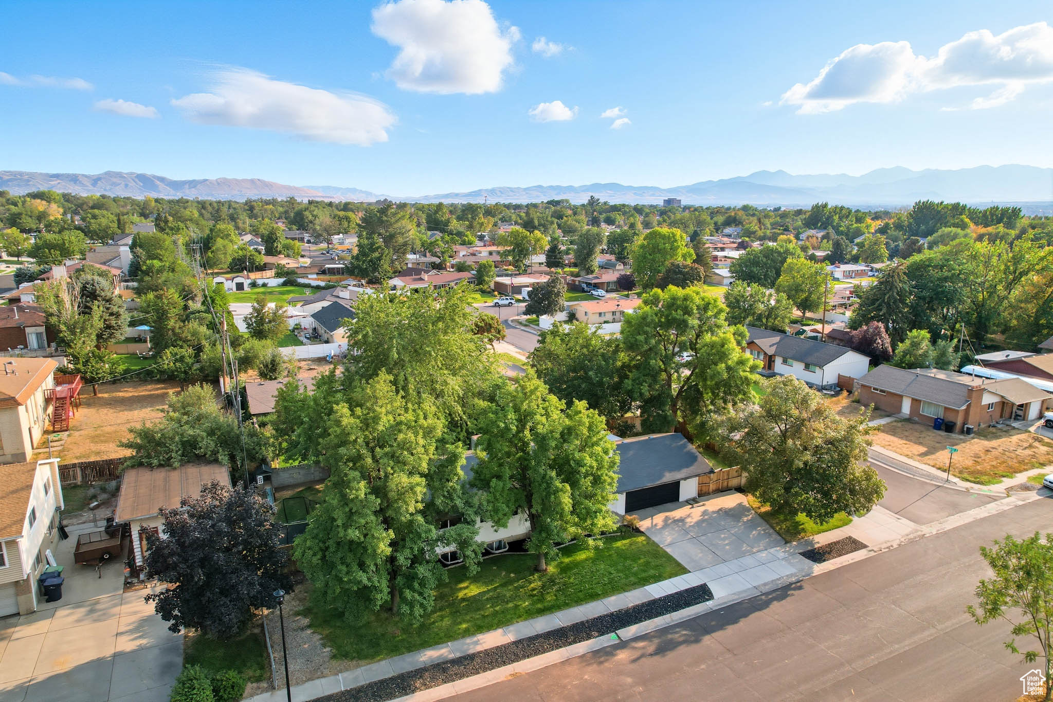 DAYSEN HEIGHTS - Residential
