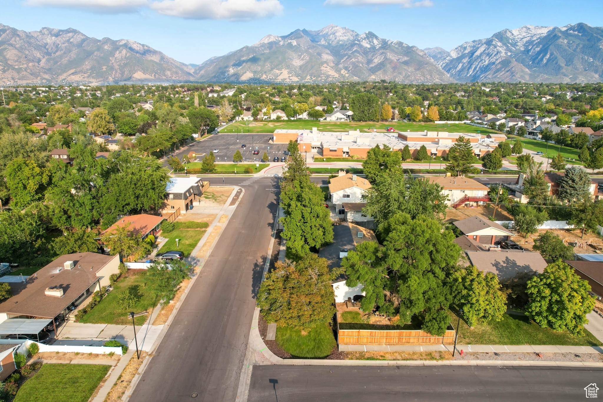 DAYSEN HEIGHTS - Residential