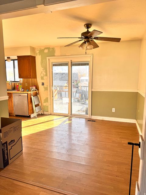 Tiny photo for 268 E 900 S, Layton, UT 84041 (MLS # 2122297)