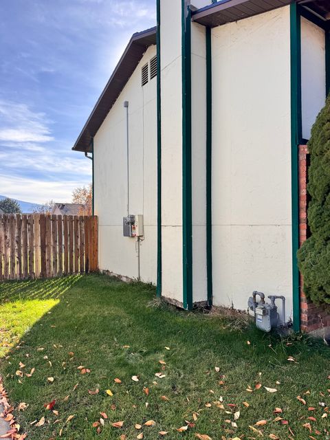 Tiny photo for 268 E 900 S, Layton, UT 84041 (MLS # 2122297)