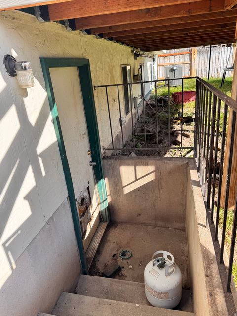 Tiny photo for 268 E 900 S, Layton, UT 84041 (MLS # 2122297)