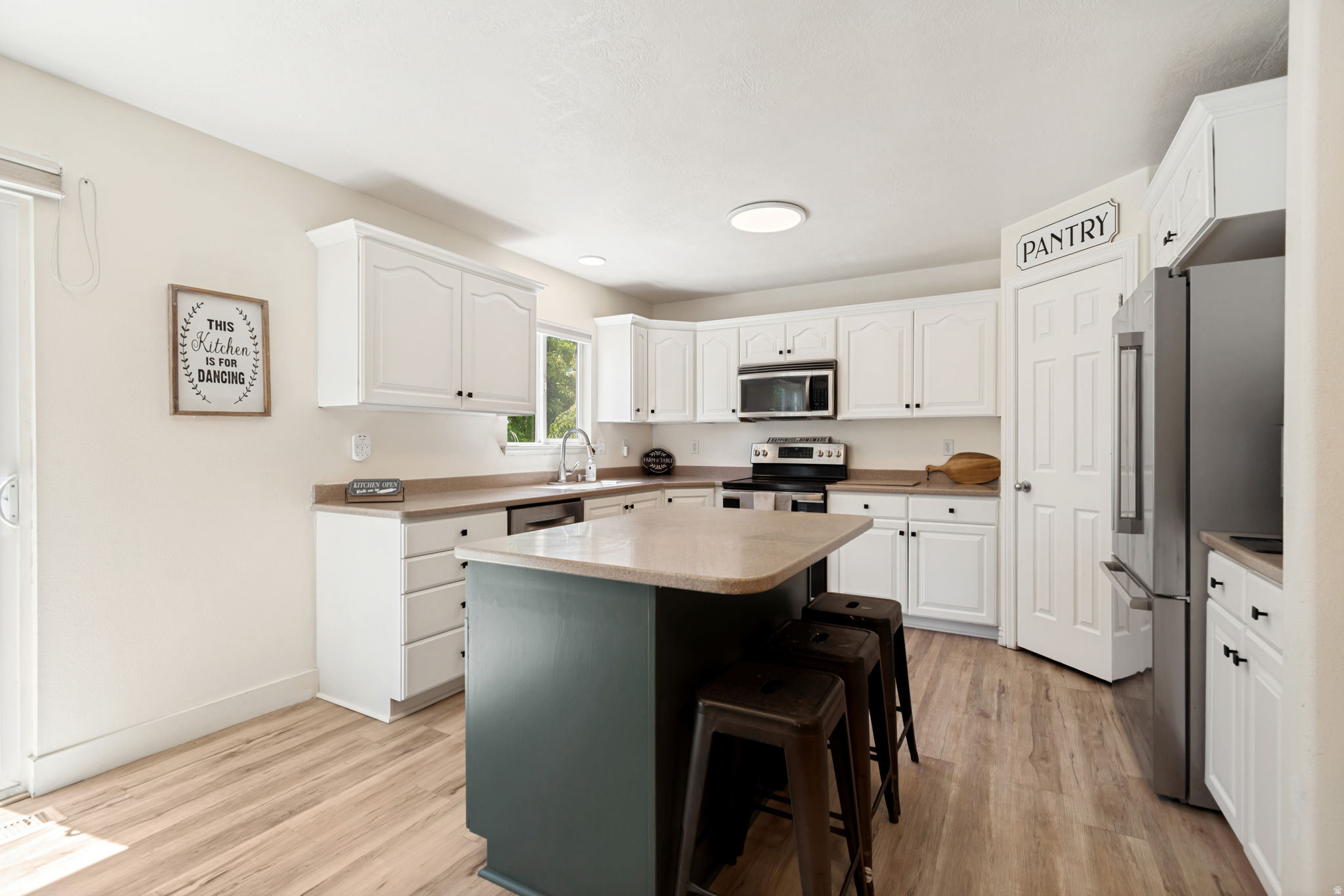 KENDRICK ESTATES - Residential