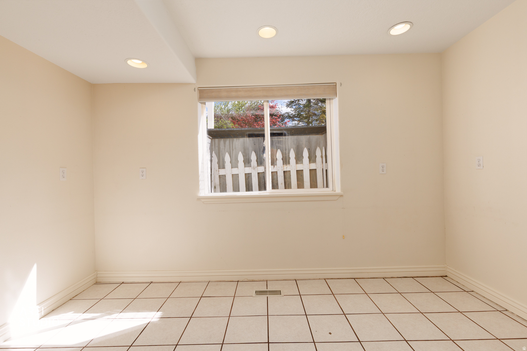 SIERRA VISTA - Residential