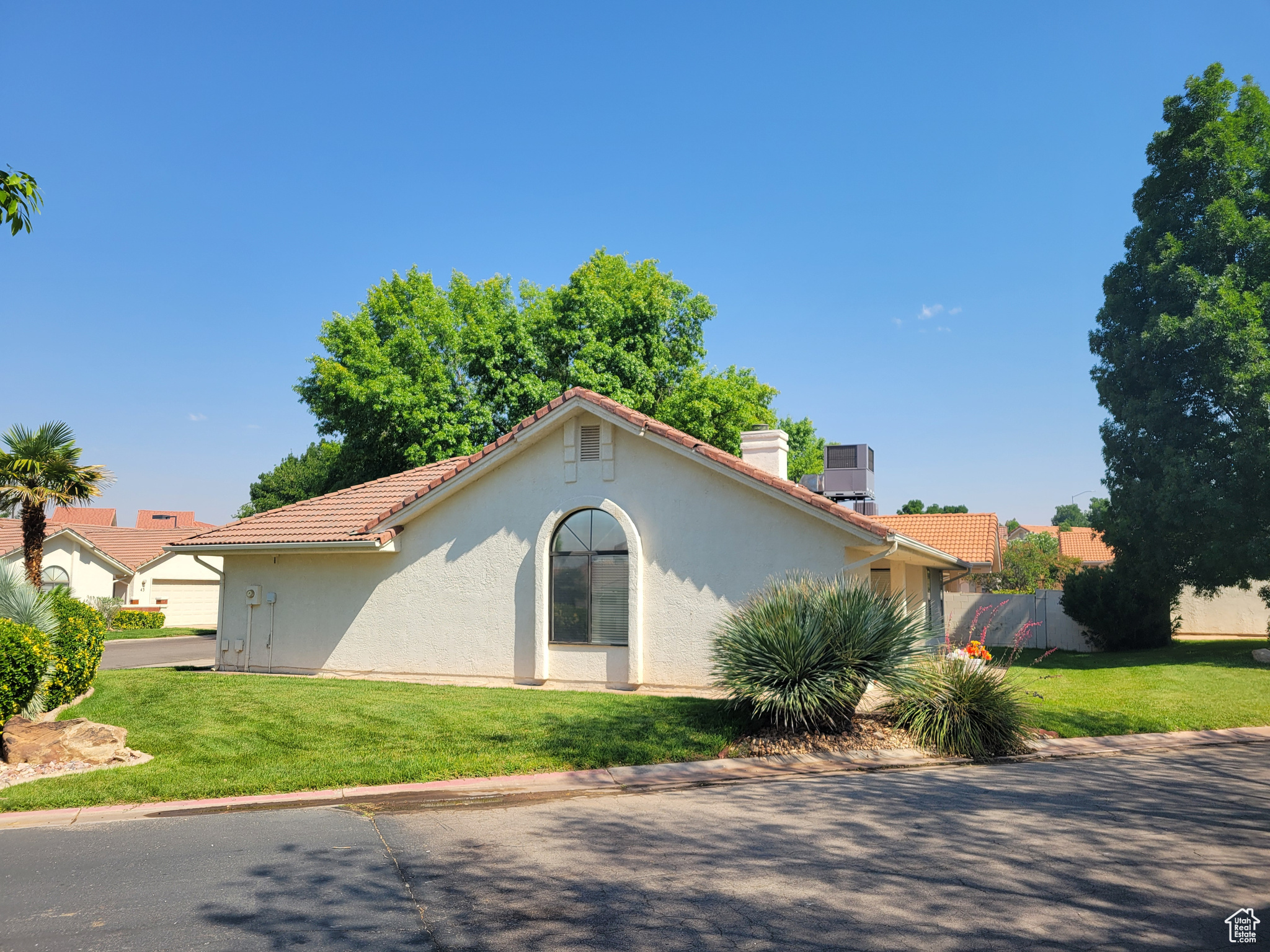 WILLOW RUN RESORT 1 CONDO - Residential