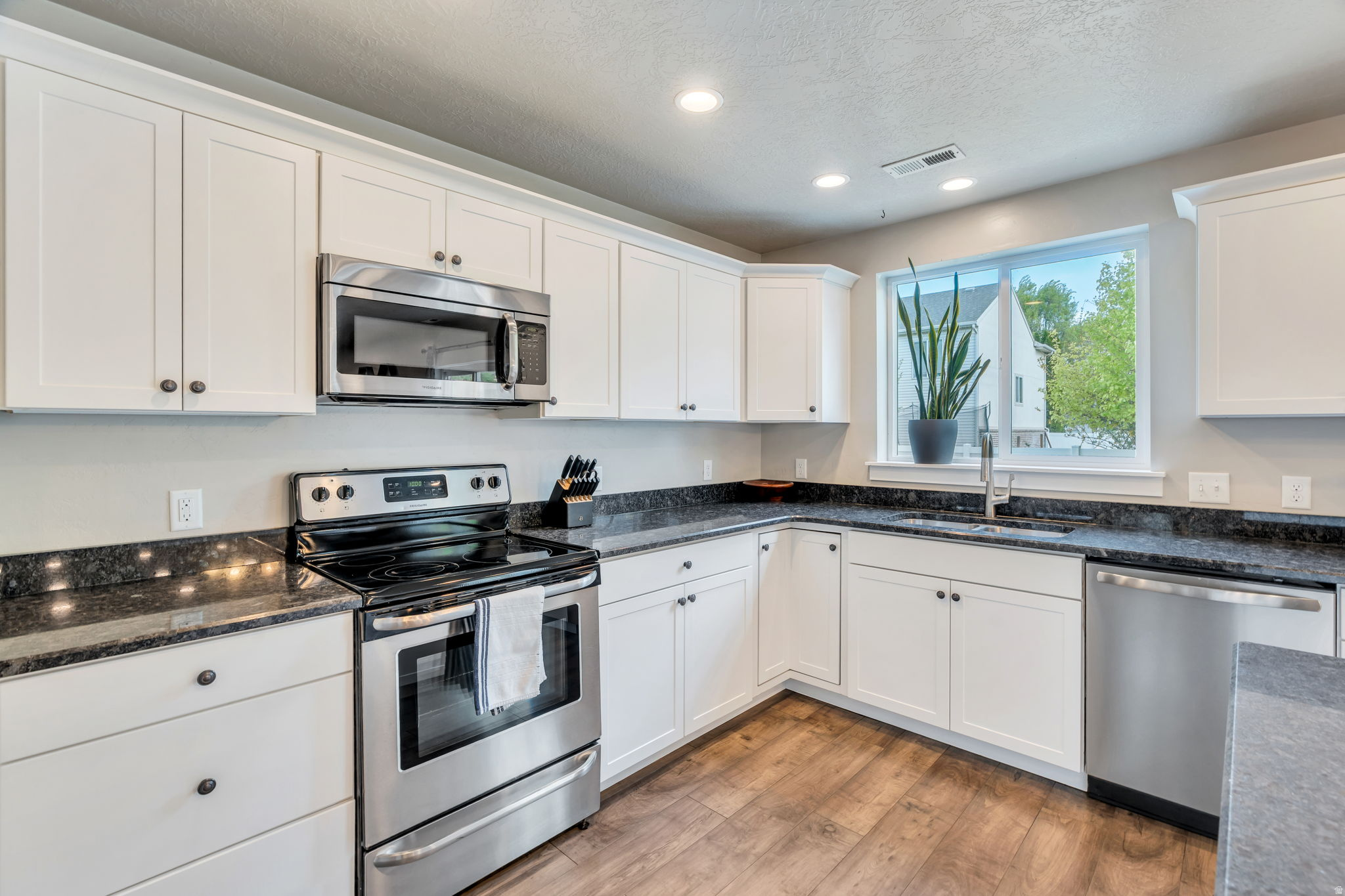 HARVEST MEADOWS - Residential