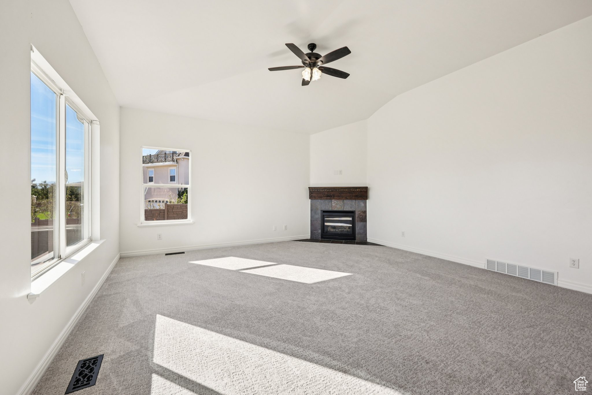 LAKE MOUNTAIN ESTATES - Residential