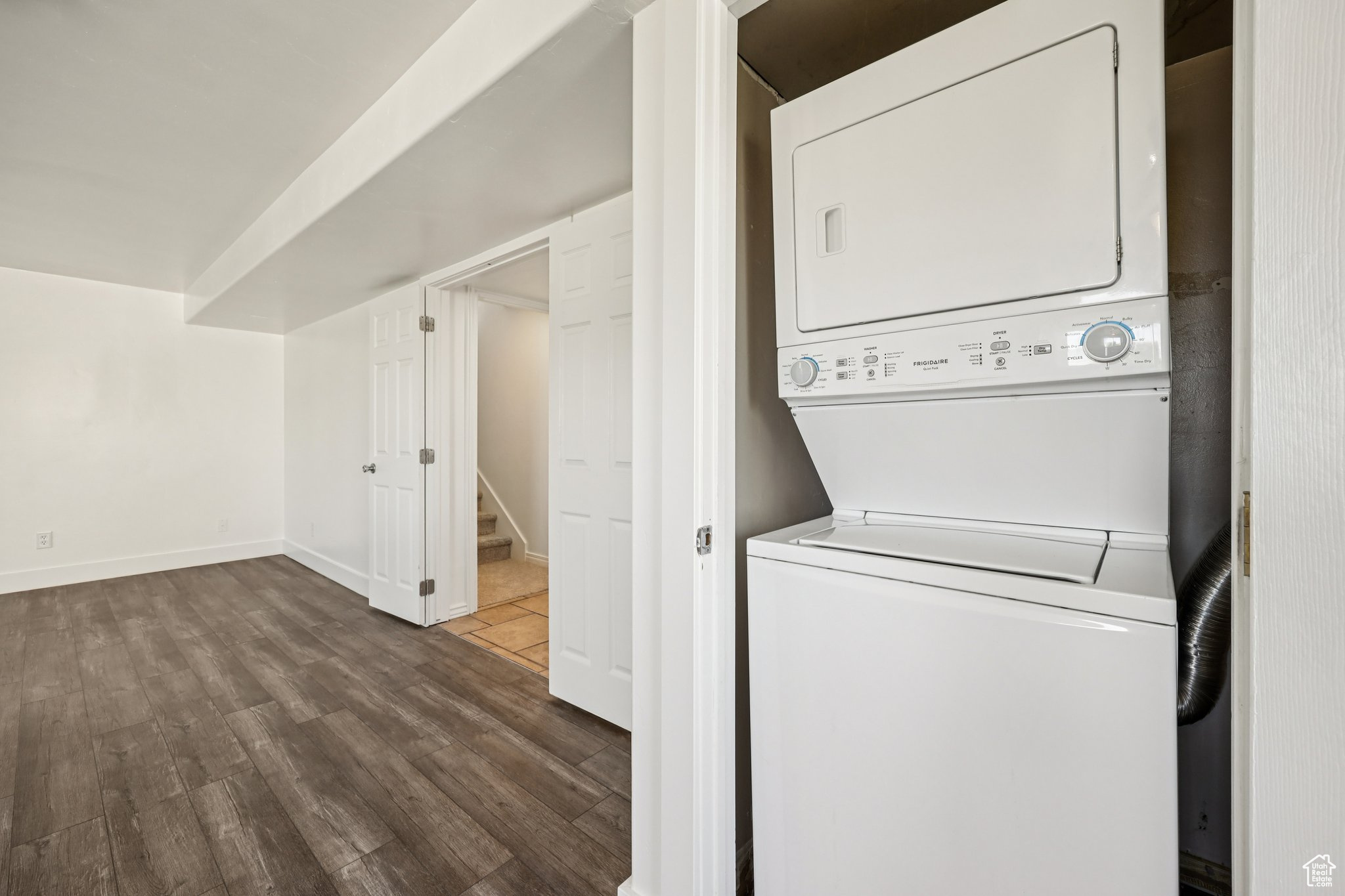 LAKE MOUNTAIN ESTATES - Residential