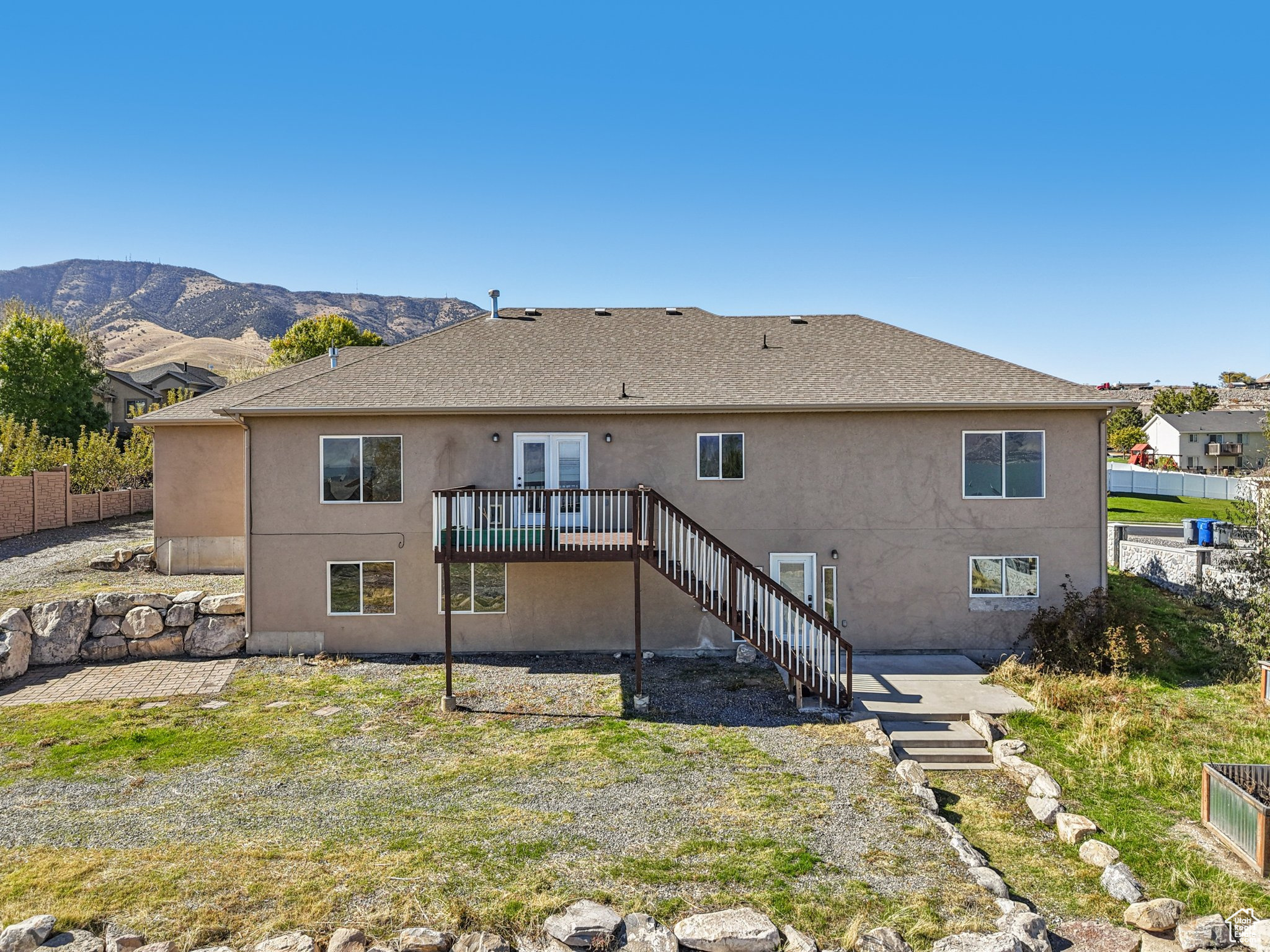 LAKE MOUNTAIN ESTATES - Residential