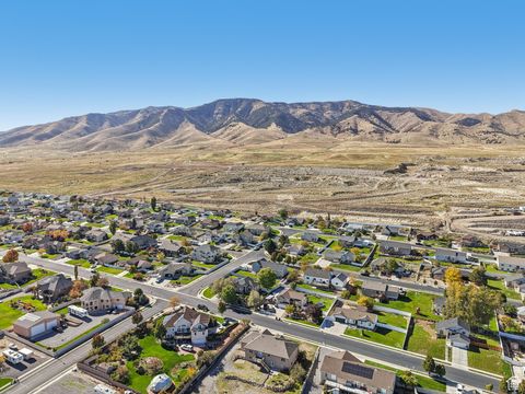 Tiny photo for 3766 S LAKE MOUNTAIN DR, Saratoga Springs, UT 84045 (MLS # 2119160)