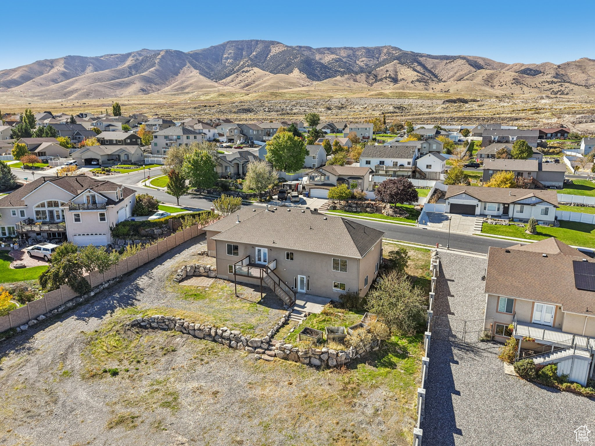 LAKE MOUNTAIN ESTATES - Residential