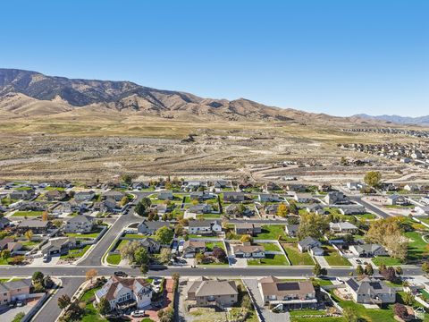 Tiny photo for 3766 S LAKE MOUNTAIN DR, Saratoga Springs, UT 84045 (MLS # 2119160)
