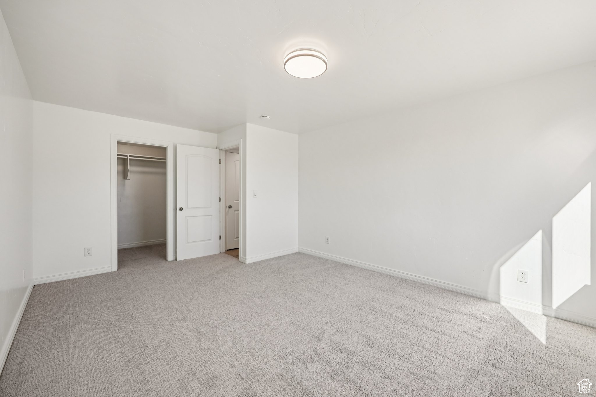 LAKE MOUNTAIN ESTATES - Residential