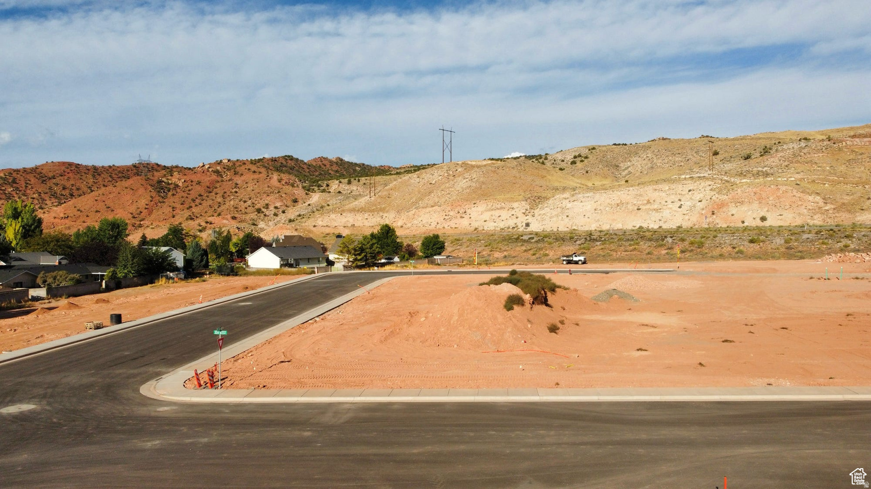 COTTONWOOD CORNER - PHASE 1 - Land