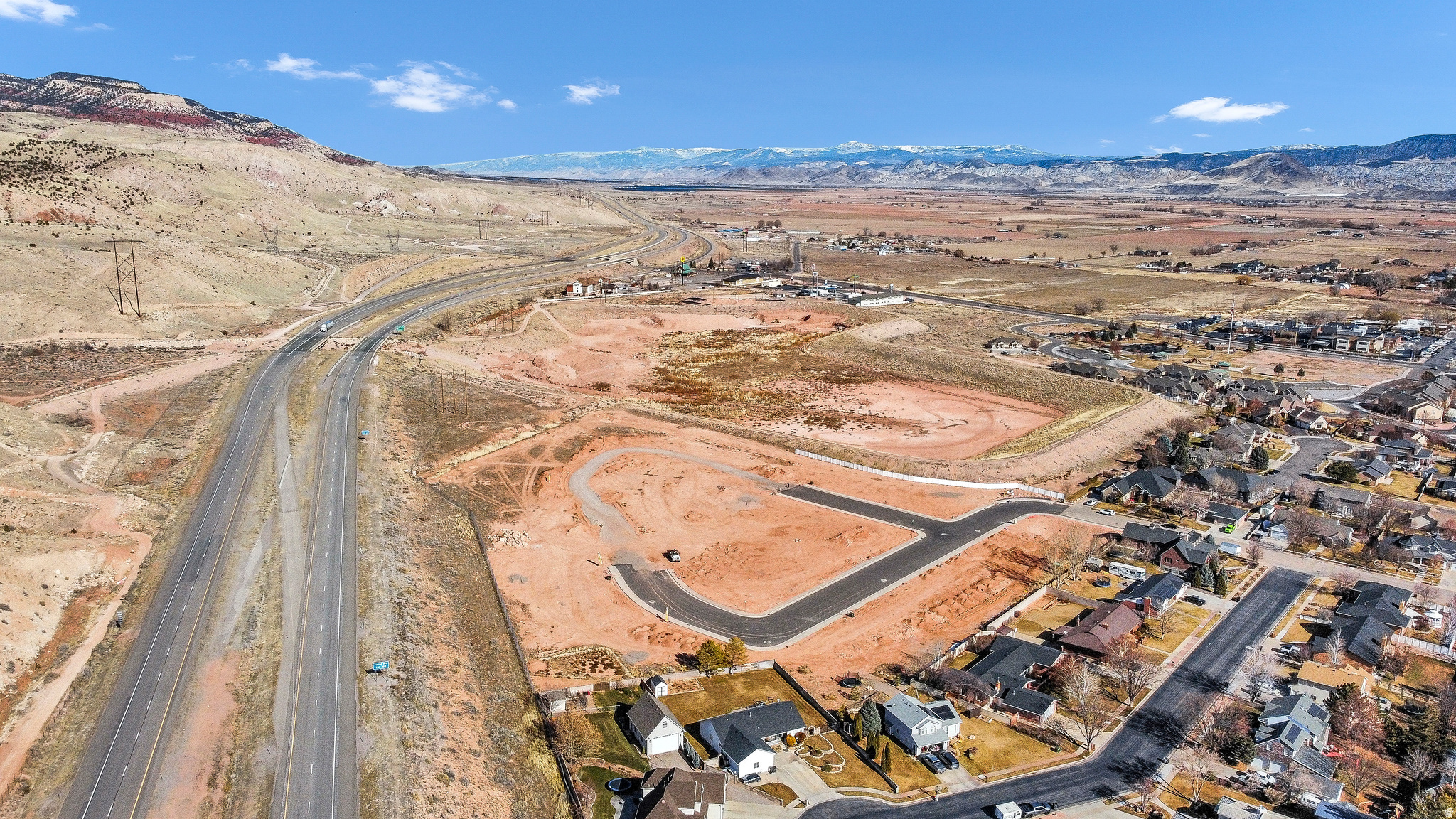 COTTONWOOD CORNER - PHASE 1 - Land