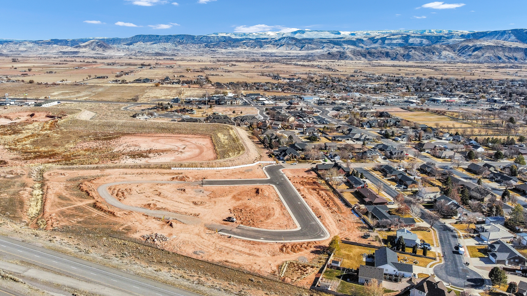 COTTONWOOD CORNER - PHASE 1 - Land