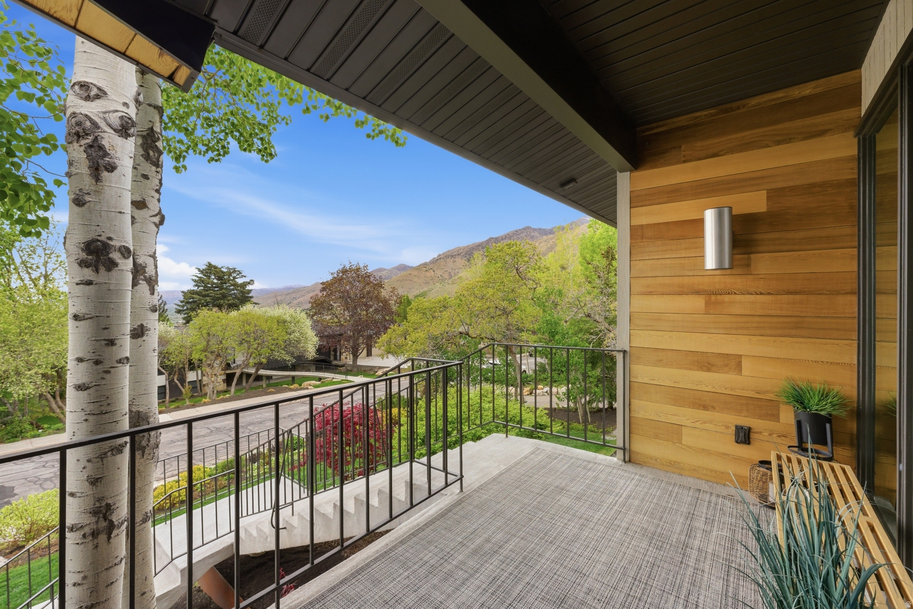 MT OLYMPUS COVE - Residential