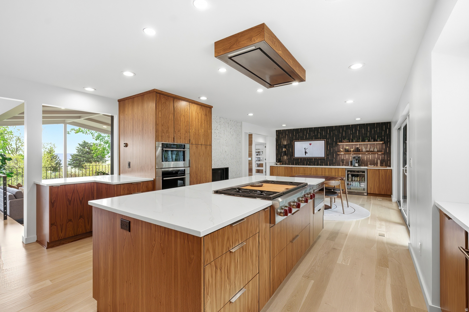 MT OLYMPUS COVE - Residential