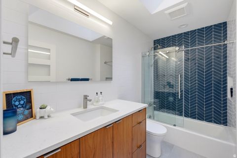 Tiny photo for 4411 S COVECREST DR, Salt Lake City, UT 84124 (MLS # 2152664)