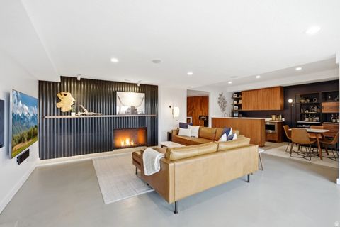 Tiny photo for 4411 S COVECREST DR, Salt Lake City, UT 84124 (MLS # 2152664)