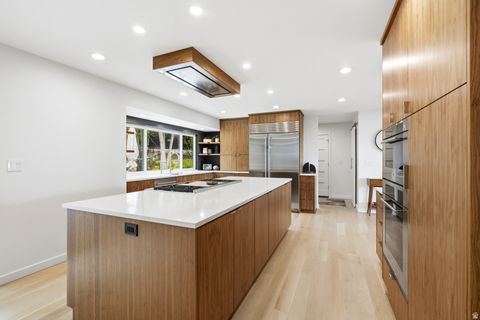 Tiny photo for 4411 S COVECREST DR, Salt Lake City, UT 84124 (MLS # 2152664)