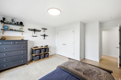 Tiny photo for 4411 S COVECREST DR, Salt Lake City, UT 84124 (MLS # 2152664)