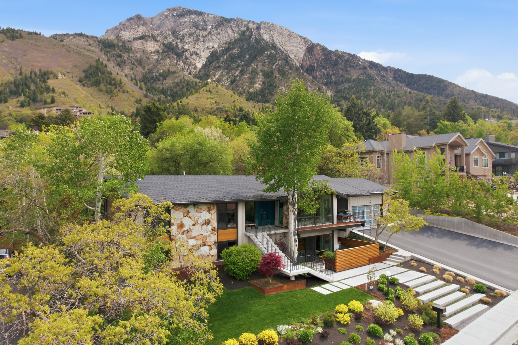 MT OLYMPUS COVE - Residential