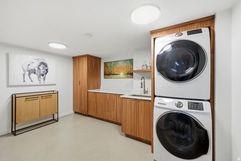 Tiny photo for 4411 S COVECREST DR, Salt Lake City, UT 84124 (MLS # 2152664)