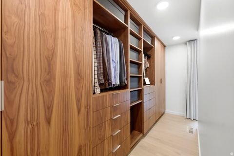 Tiny photo for 4411 S COVECREST DR, Salt Lake City, UT 84124 (MLS # 2152664)