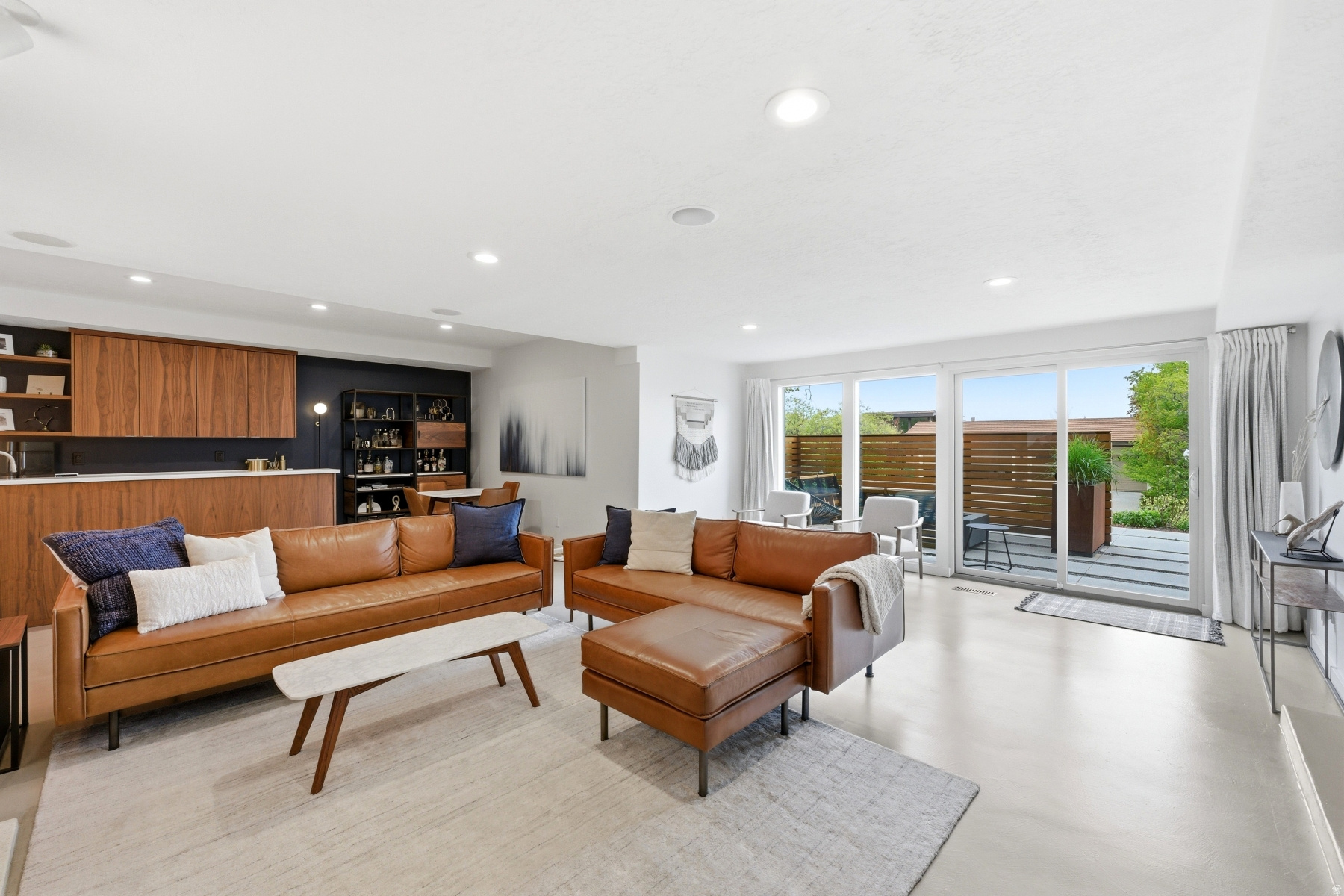 MT OLYMPUS COVE - Residential