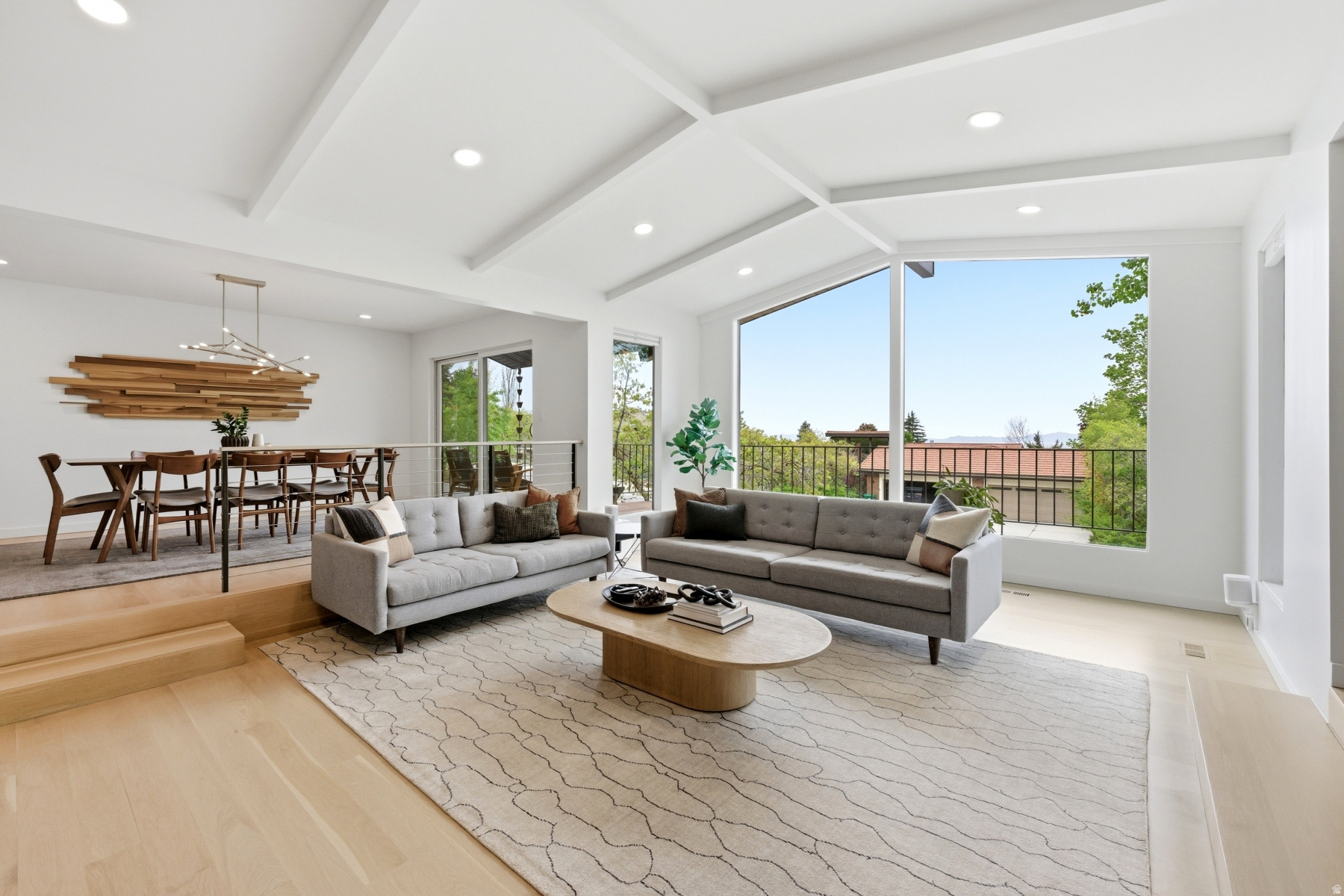 MT OLYMPUS COVE - Residential