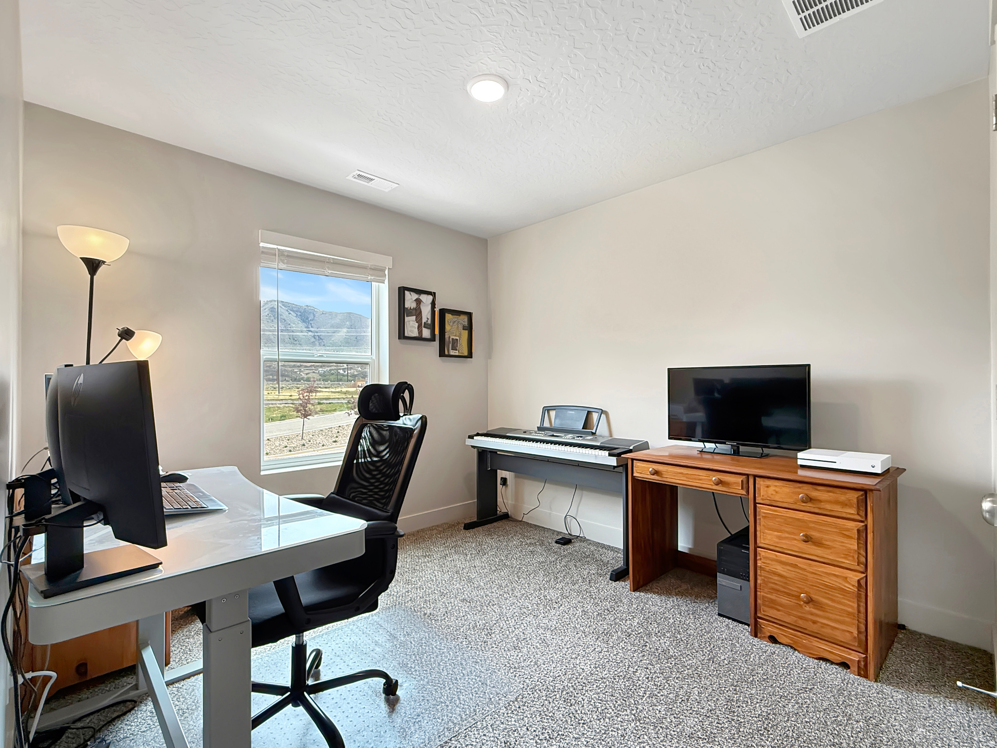 MAPLETON VILLAGE - Residential