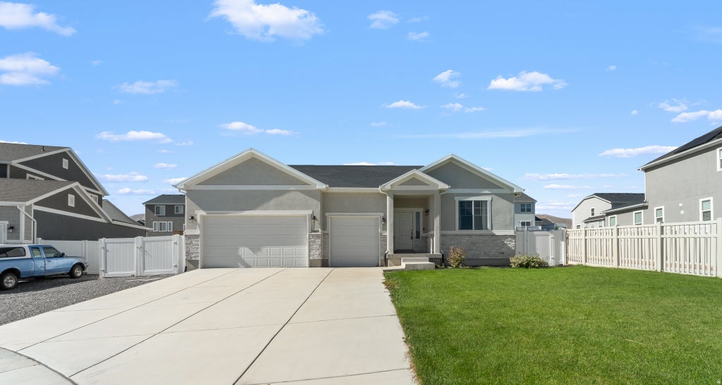 Photo of 2869 S DRAKE AVE, Saratoga Springs, UT 84045 (MLS # 2186769)