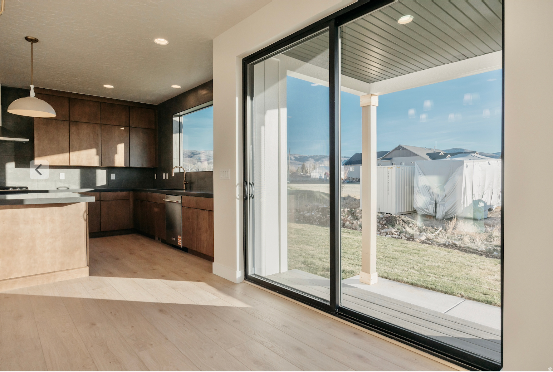 THE CROSSING - Residential