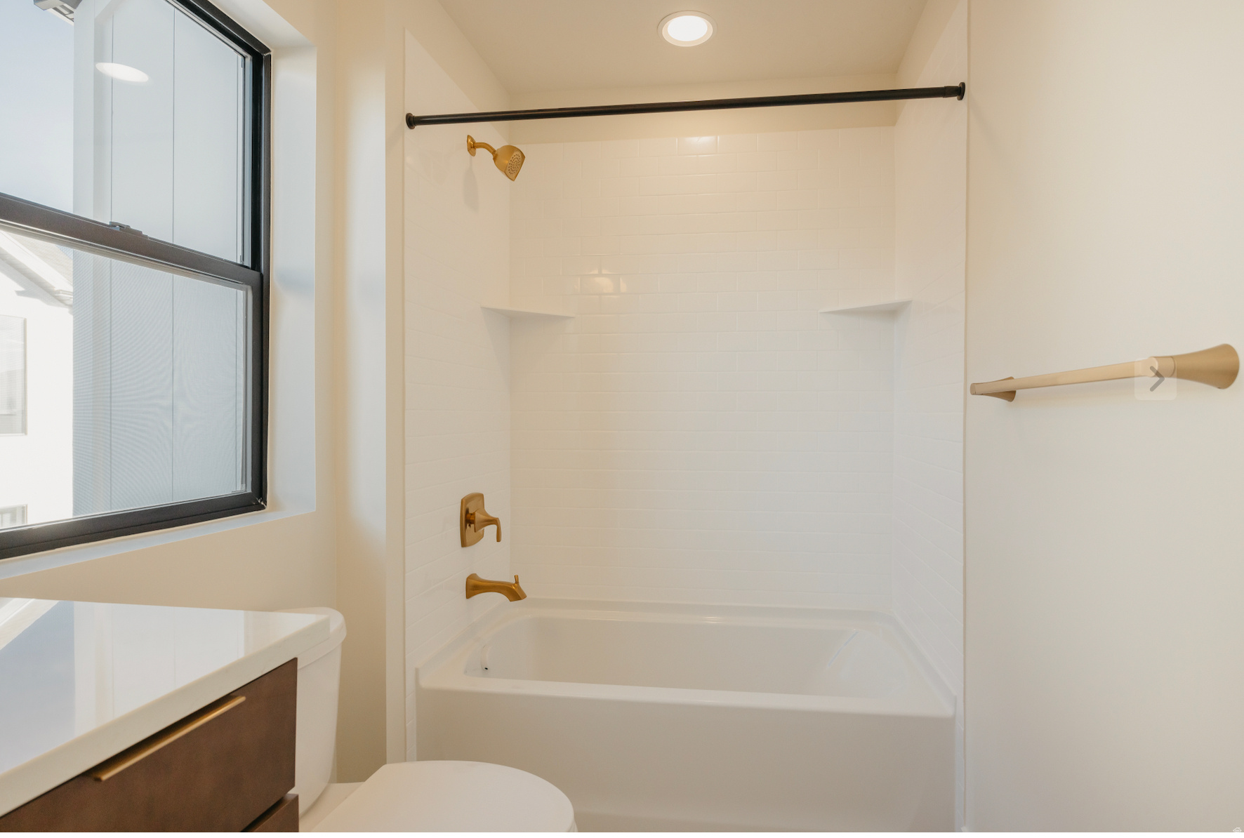 THE CROSSING - Residential