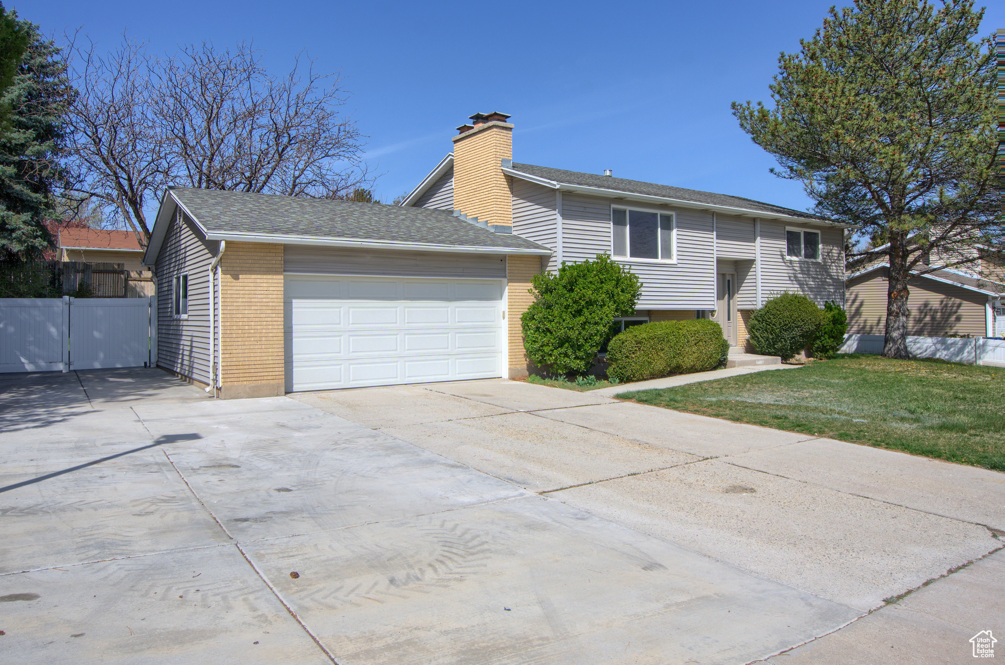 5370 S Skeeswood Cir, Taylorsville, Utah image 3