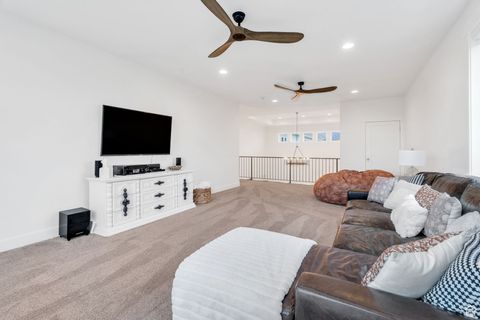 Tiny photo for 415 S 1200 W, Mapleton, UT 84664 (MLS # 2115681)