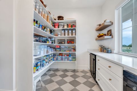 Tiny photo for 415 S 1200 W, Mapleton, UT 84664 (MLS # 2115681)
