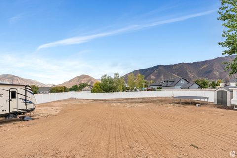 Tiny photo for 415 S 1200 W, Mapleton, UT 84664 (MLS # 2115681)
