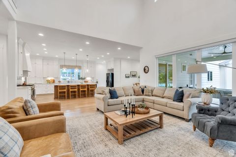 Tiny photo for 415 S 1200 W, Mapleton, UT 84664 (MLS # 2115681)